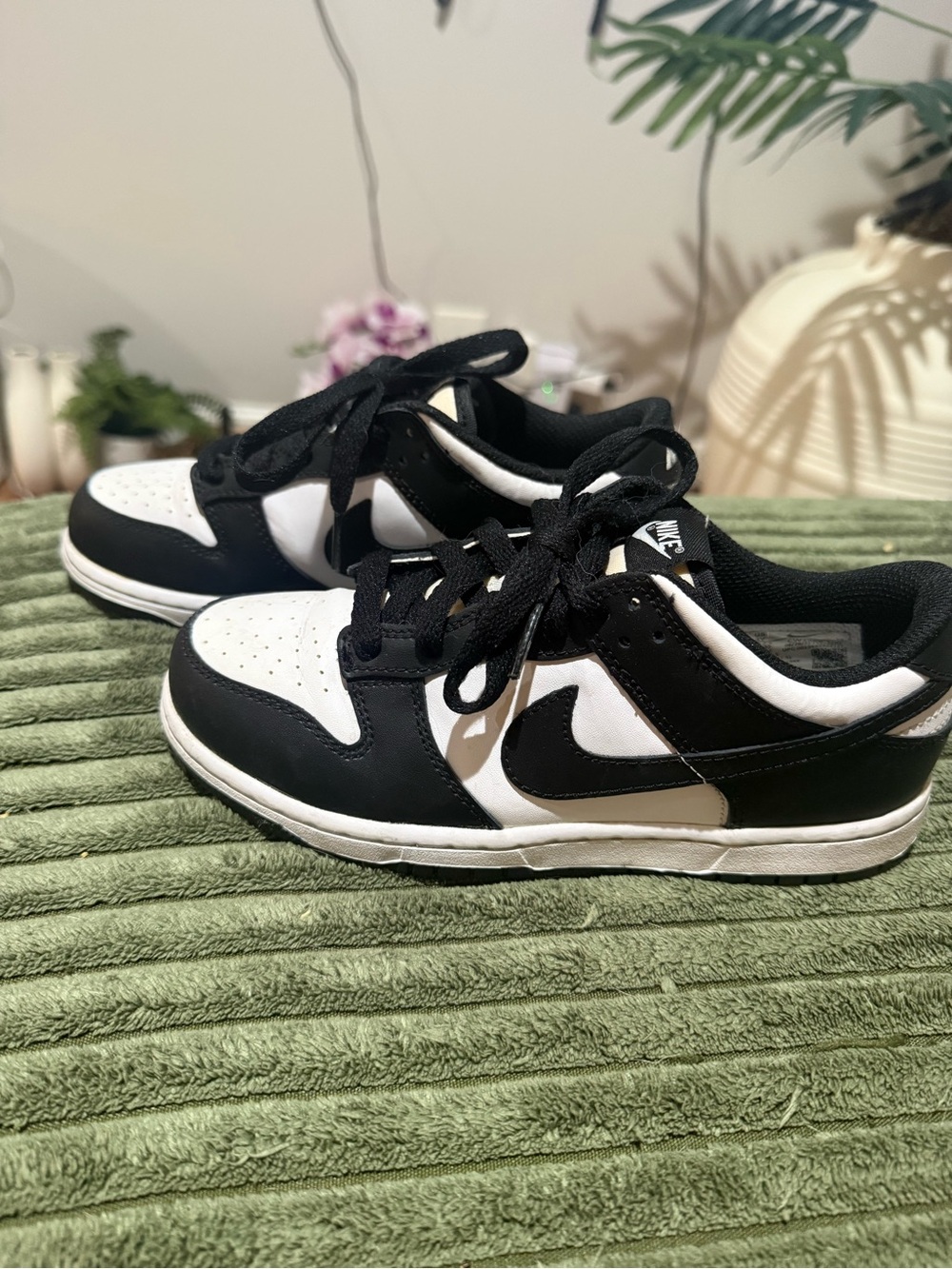Nike panda sneakers